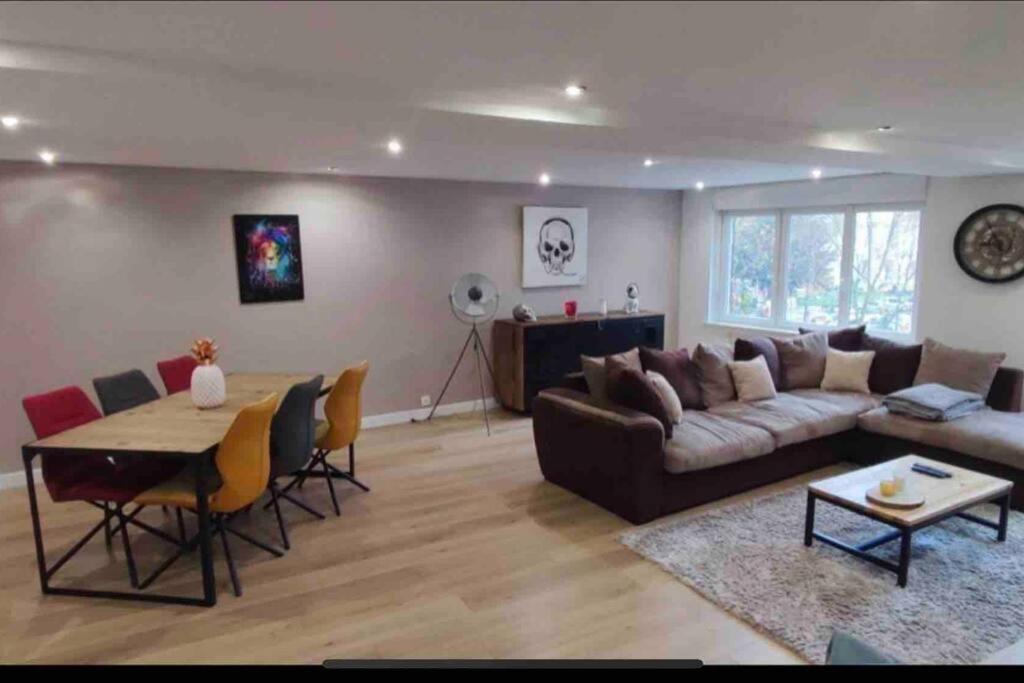 Tres Belle Appartement Plein Centre Ville Tourcoing Eksteriør bilde